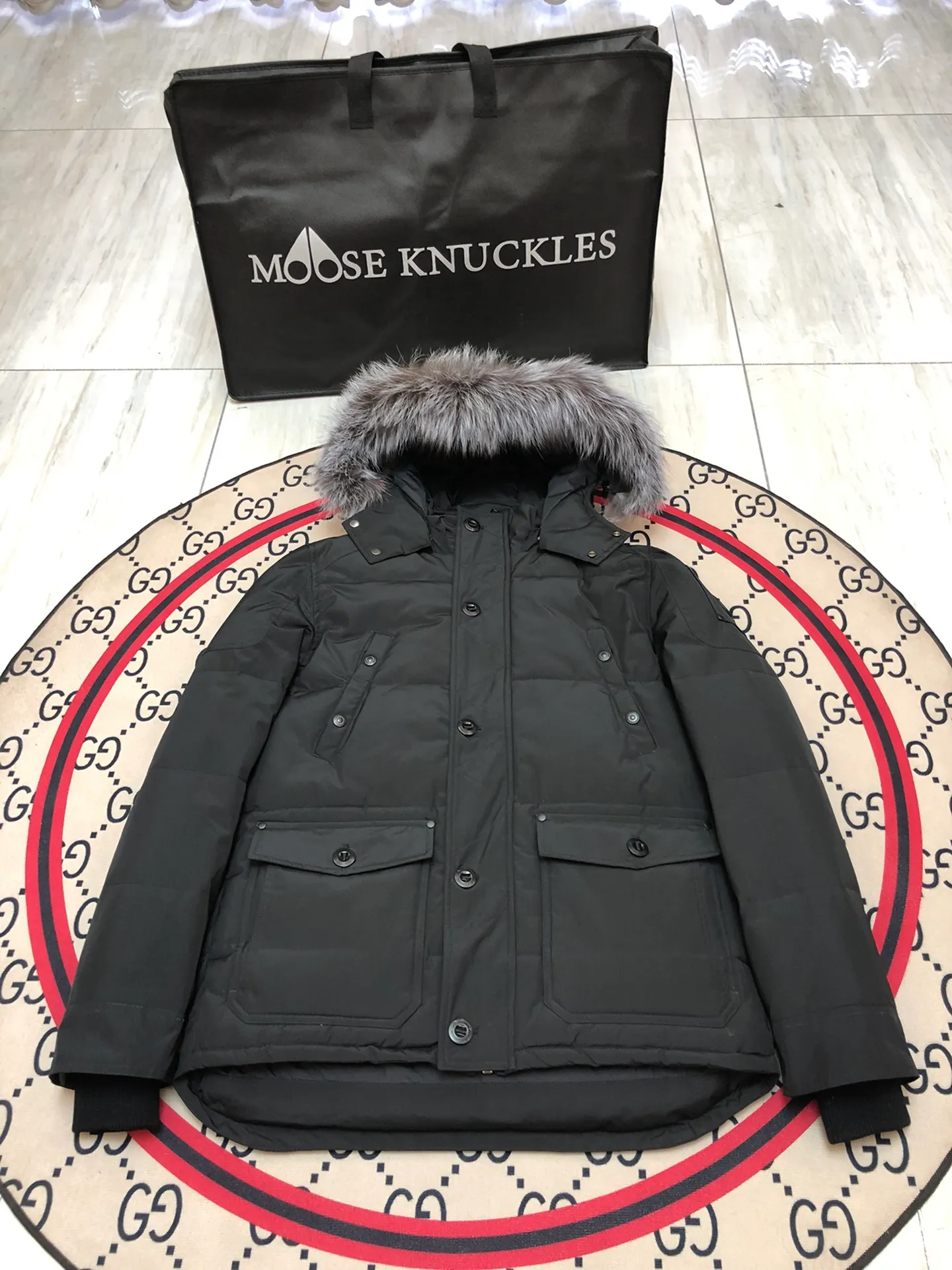 ：Y 120 Black 🇨🇦Moose knuckles/ 07/ Moose knuckles . 2007 🇨🇦 ！ Premium ， 。 ， RMB 5040-15000 ！ ，LOGO ✂️. ！ . ！ MONCLER/ Canada Goose/ ，Moose knuckles 2020 …… ✂️ 90% ， ！ ✂️ ， ! ✂️ YKK， ， ！ ✂️ ， . ！ ✂️ 3D ， ⚠️Size:s-xxl